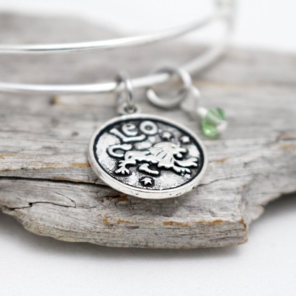 August Leo Adjustable Charm Bangle - Handmade Zodiac Bracelet - Picture 4 of 12